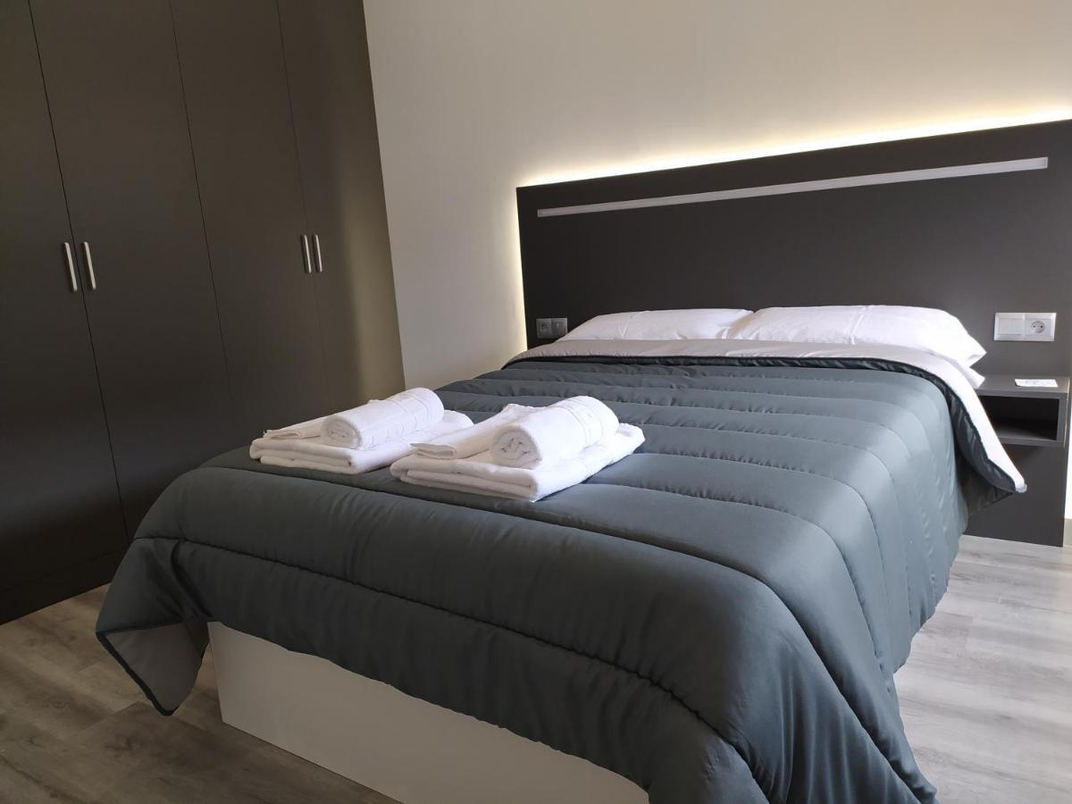 Hotel Alojamientos Aviche 6 Santander Eksteriør billede
